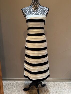 BCBGMaxAzria Strapless Black and White Layered Midi Dress